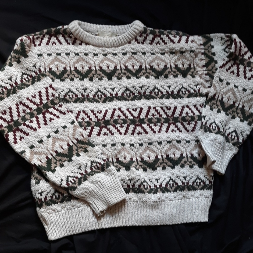 Green maroon and tan sweater